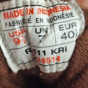 Vintage Reeboks Women Hiking Boots Size 9.5 Brown